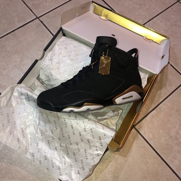 Air Jordan 6's DMP MATTALIC GOLD